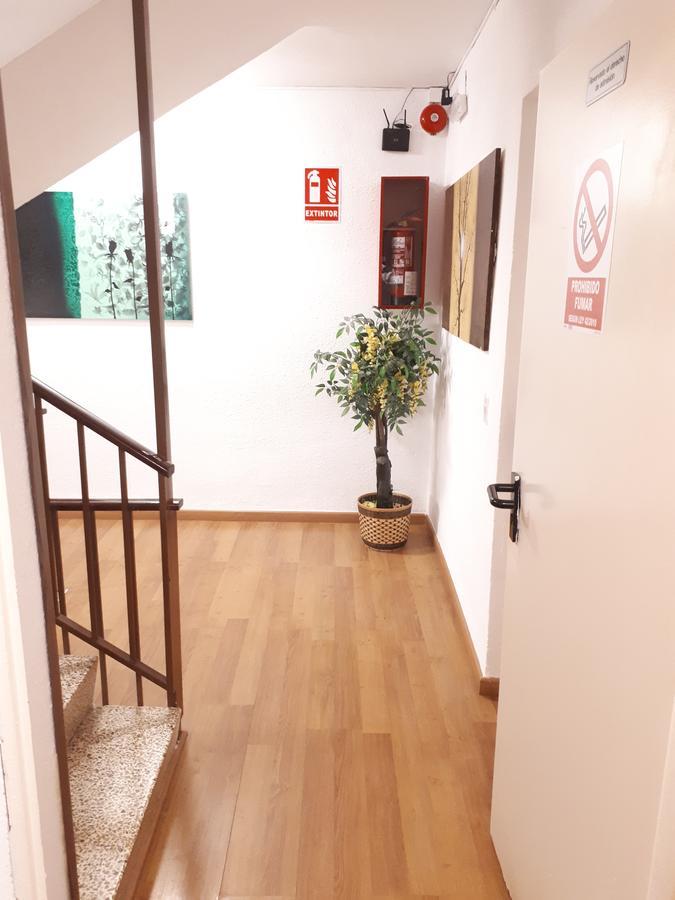 Hostal Oklahoma Reus Exterior foto