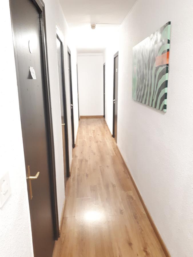 Hostal Oklahoma Reus Exterior foto